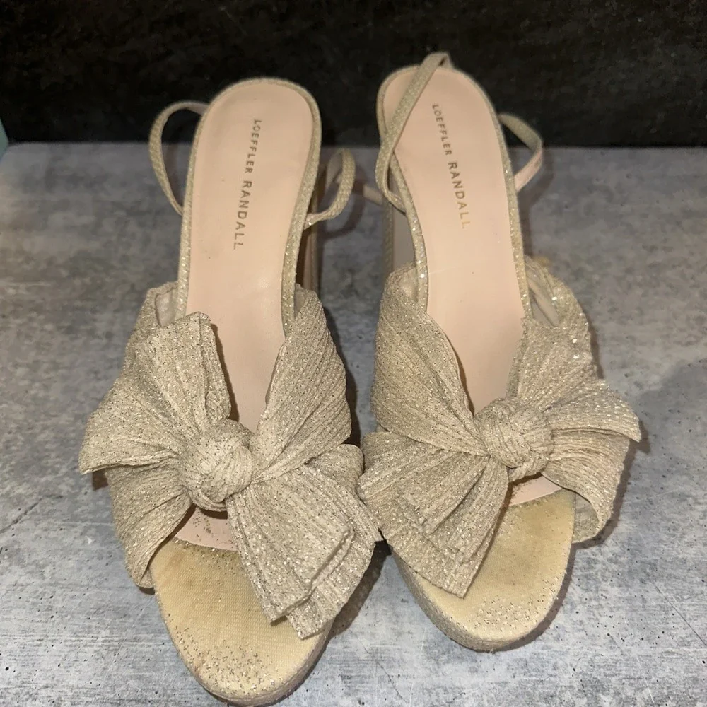 Loeffler Randall bow detail